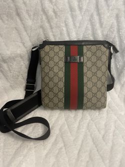 Authentic Gucci Sherry Stripe Messenger Bag Crossbody