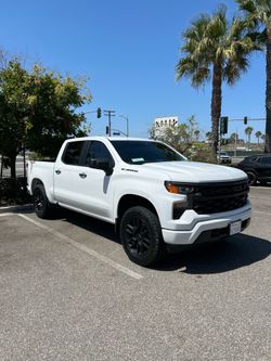 2024 Chevrolet Silverado 1500 Custom 4x4 Crew Cab