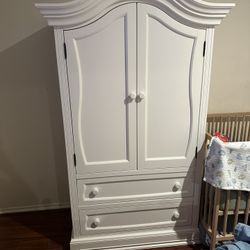 Baby Armoire 