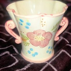 This item is a vintage Relpo M6705 table vase, featuring hand-painted pink flowers, ribbed handles, and a scalloped jardiniere style. 