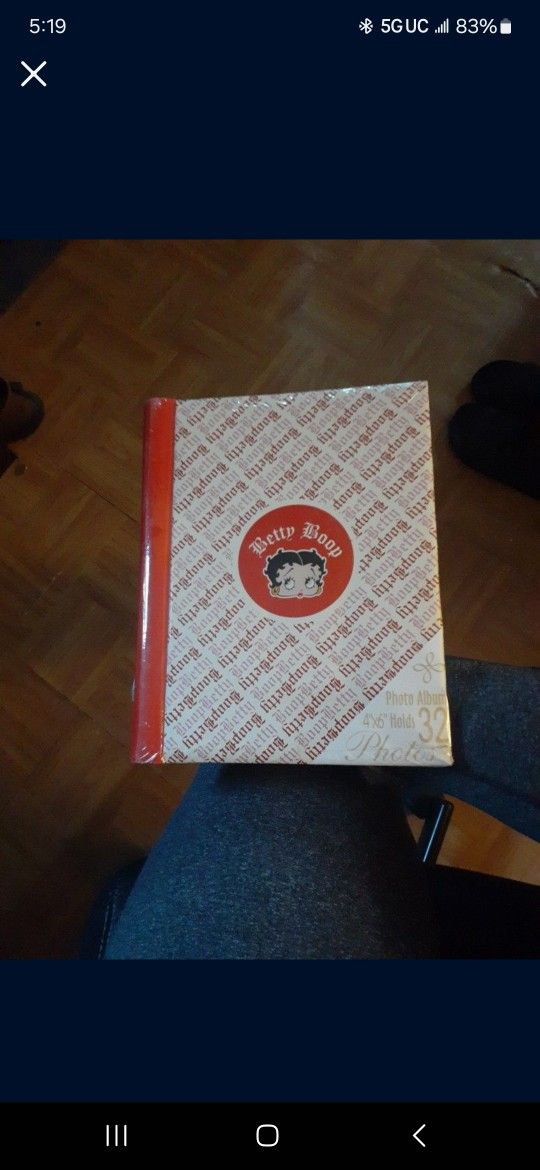 Betty Boop V8ntage Photo Album