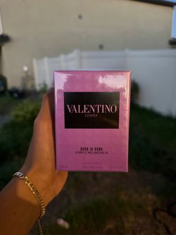 Valentino Perfume