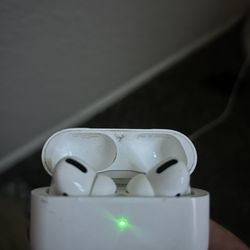Apple AirPods Pro  