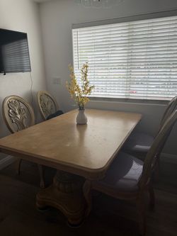 Dining set