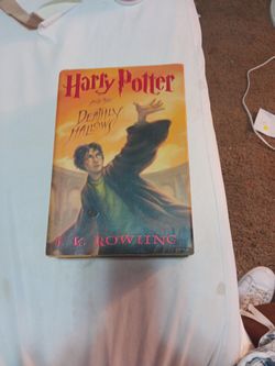 Harry Potter & And The Deathly Hallows Fisrt Edition Book 