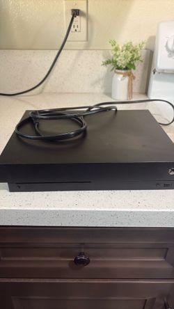 Xbox one x 1TB