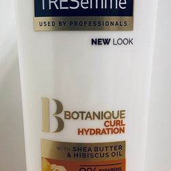 TRESemme’ Botanique Curl Hydration Pro-Collection Conditioner