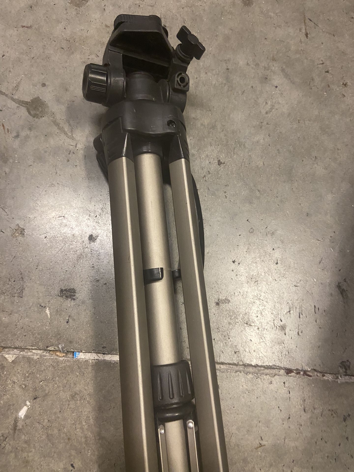 MX 2000 Camera Stand