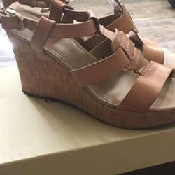 Women’s Shoes - See Pricing In Description 