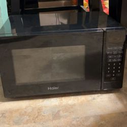Haier Microwave 