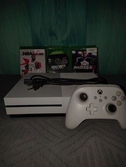 Xbox One S (Bundle)