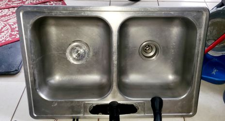 Kitchen sink - stainless steel
