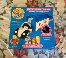 Zhu Zhu Pets police station car (read description)