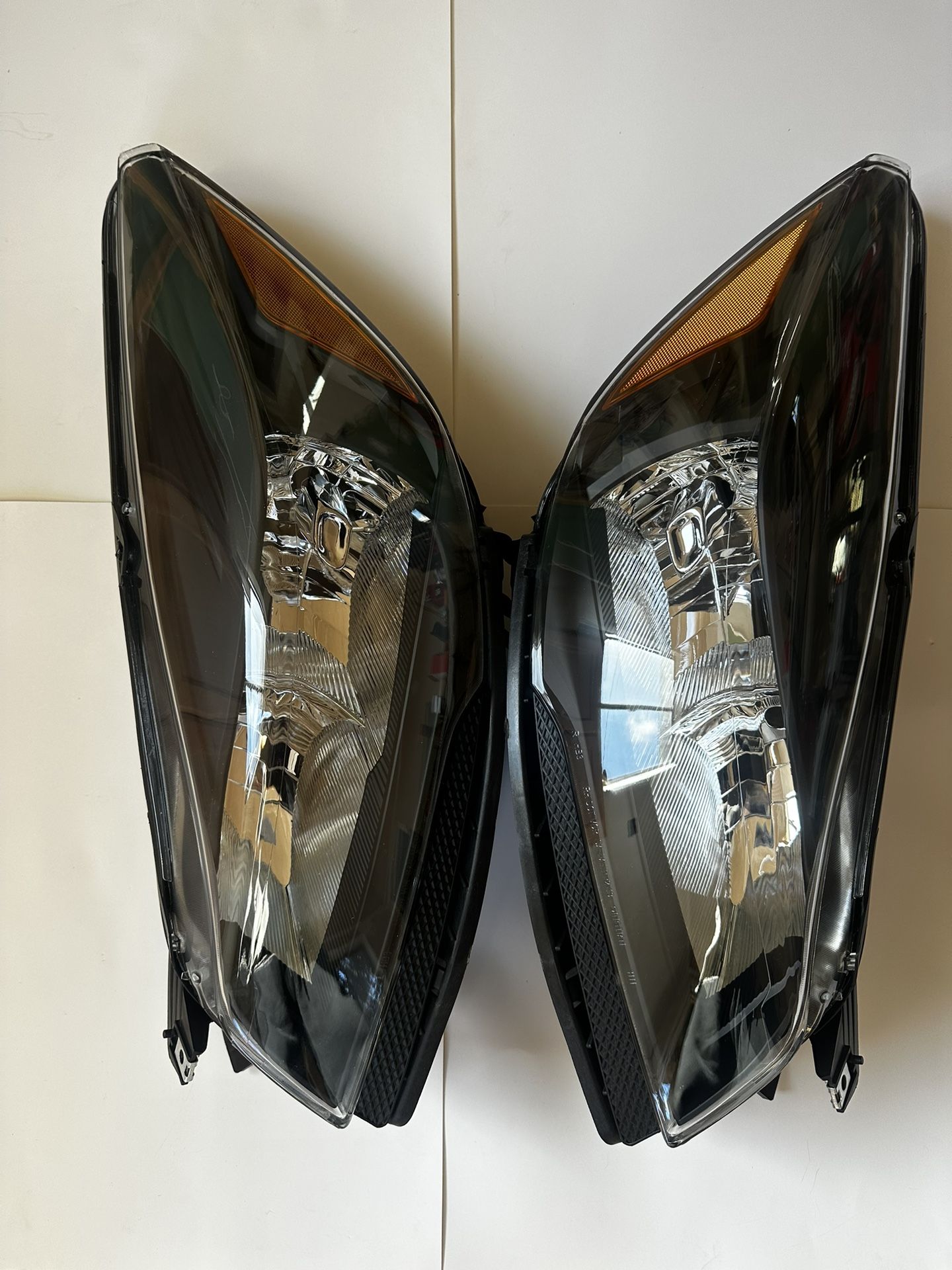 Ford Escape Headlight Year 2013-2016