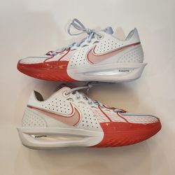 Size 11.5 - Nike Air Zoom GT Cut 3 White Picante Red Basketball Shoes
Pre-owned
100 percent authentic 
Ship the same business day
SkU873