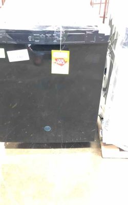 Brand New GE Dishwasher (Model:GDF510PGMBB) V9