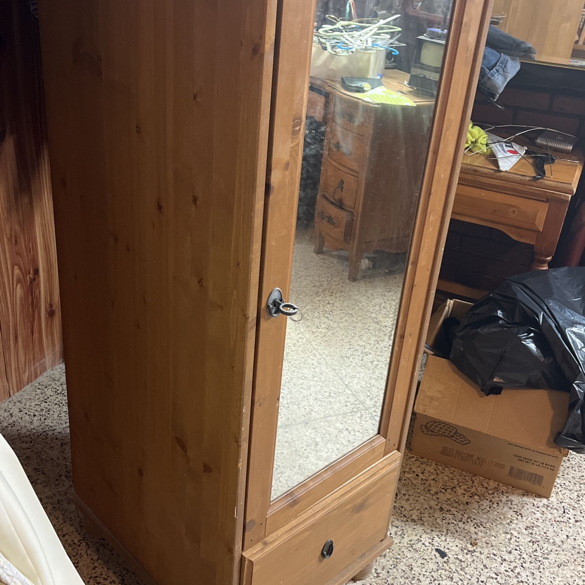 Furniture add With Mirror