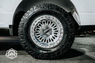 KMC Aztec 17” Available