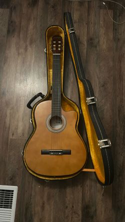 Fever C055 Guitar