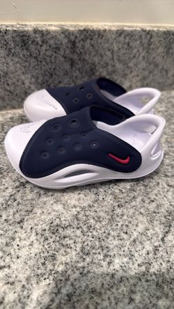 Nike Kids Sandals Navy and White