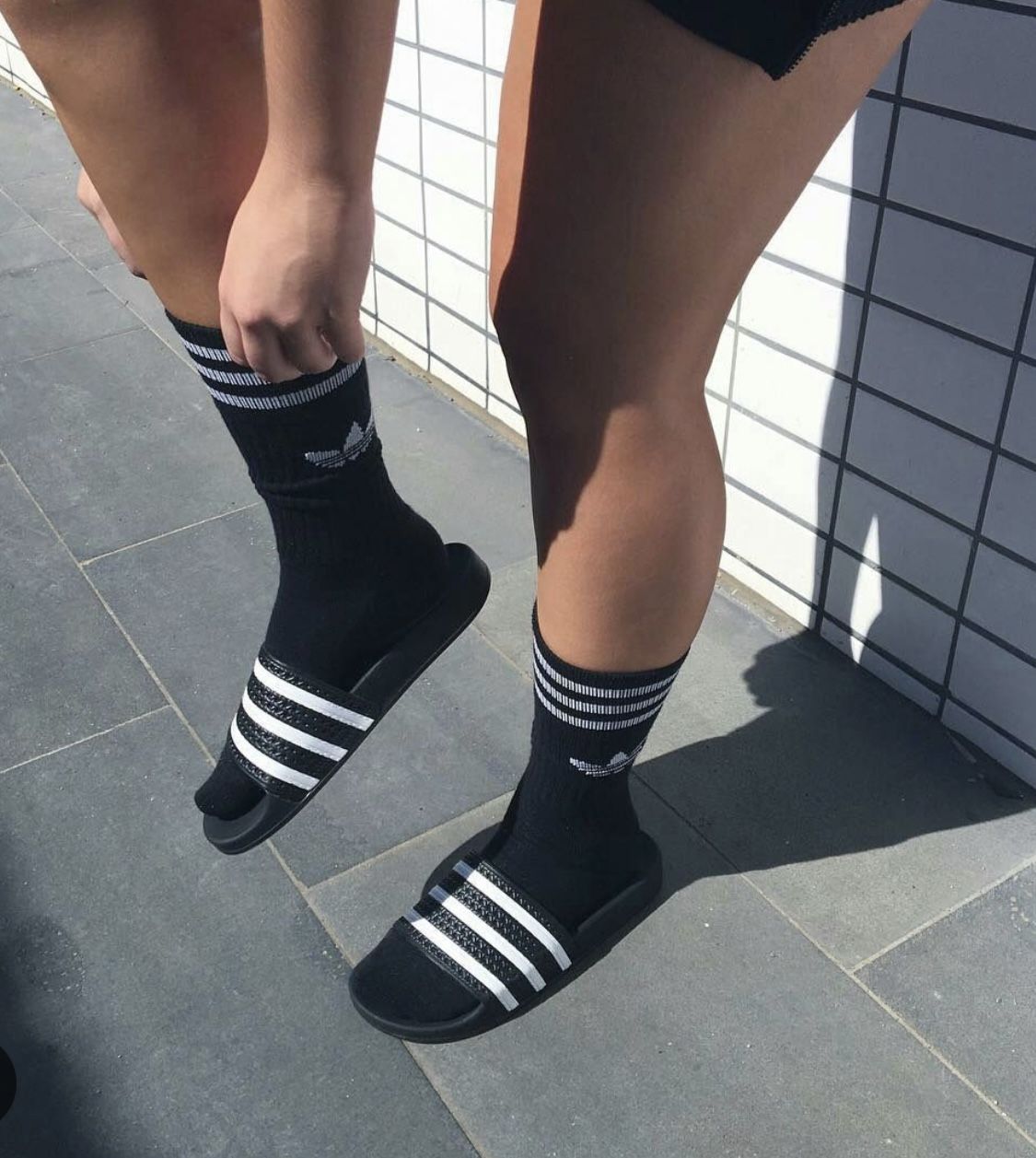 Adidas Adilette Sandals Slides 5 Men’s 6 Women’s