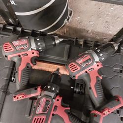 MILWAUKEE DRILLS 18V LITHIUM (TOOL ONLY)