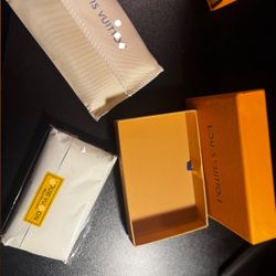 Designer Women’s Wallet Pouch