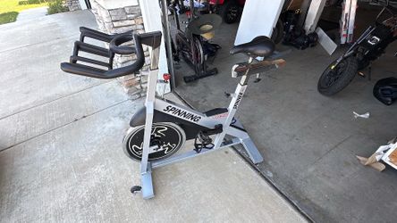 Spin bike