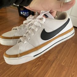 Women’s Nike Shoes