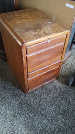 Wood 2-Drawer Filing Cabinet