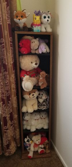 Stuffed animals brand new and shelf $45