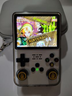 R36S Gaming Emulator White /Black Buttons