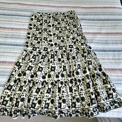 Long Skirt- Never Worn- Max Studio- XL