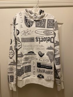 New men Jordan sweatshirt large