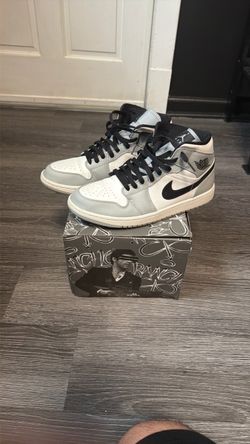 Jordan 1 mid