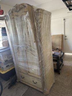 really nice heavy duty armoire