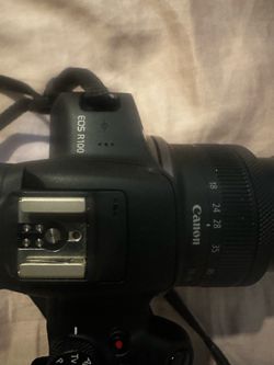 Canon EOS R100