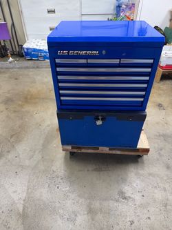 Top and bottom tool box