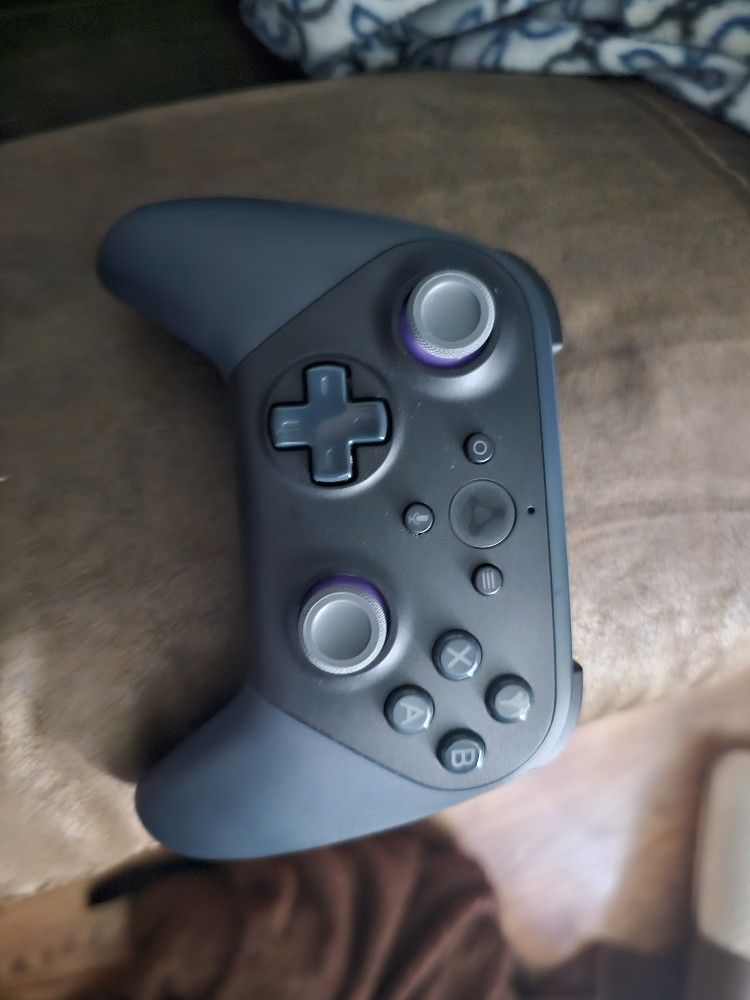Luna Controller