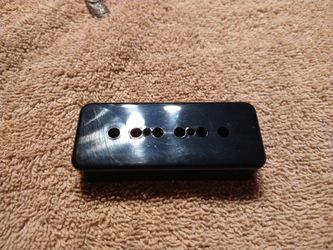 Black P90 Soapbar Pickup Cover