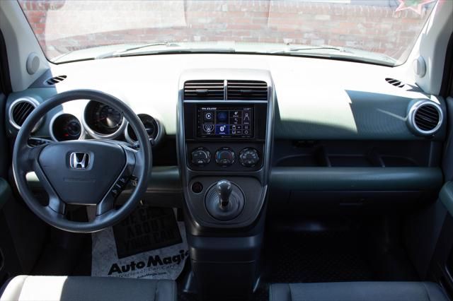 2005 Honda Element