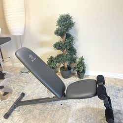 🌟🌟Gold’s Gym Weight Bench  $40 - Like New🌟🌟