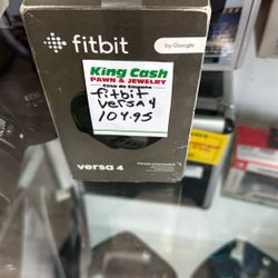 Fitbit Versa 4