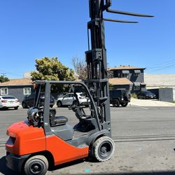 2014 Toyota 8FGU30 Forklift