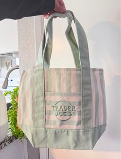 Trader Joes totes