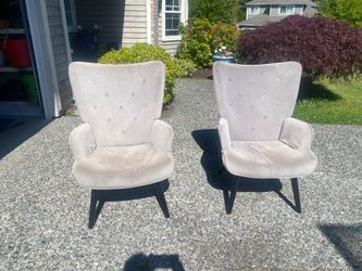 Mid Century Accent Chairs – Set of 2 – Light Gray Velvet