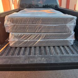 King Size New  2box Spring Can Deliver 