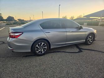 Honda Accord Sedan Silver