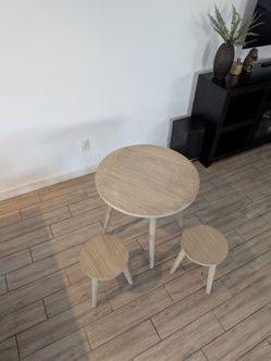 Kid's table
