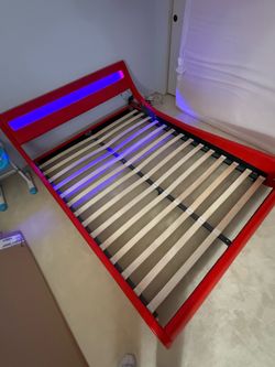 Full Size Kids Low Bed Frame with LED Lights – Excellent Condition